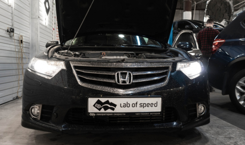 Honda Accord 2.2d 180hp 2013 года    